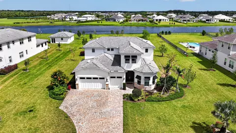 20160 SE Bridgewater Dr, Jupiter, FL 33458