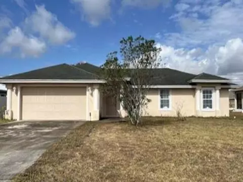 1944 SW Breezeway St, Port Saint Lucie, FL 34987