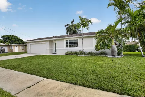 12411 SW 2nd St, Plantation, FL 33325