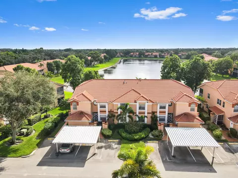 9553 Shadybrook Dr #202, Boynton Beach, FL 33437
