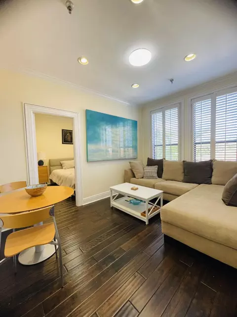 235 Sunrise Ave #2262, Palm Beach, FL 33480