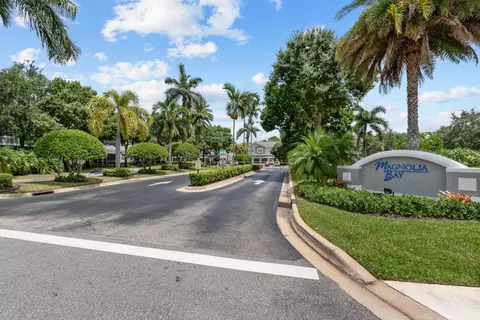 3122 Grandiflora Dr, Greenacres, FL 33467