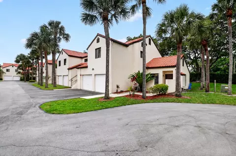 14 Via De Casas #104, Boynton Beach, FL 33426