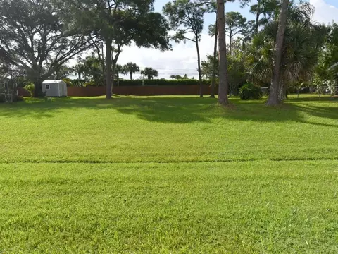 750 SE Karrigan Ter, Port St Lucie, FL 34983