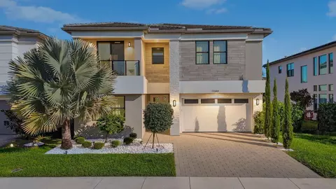 17080 Teton River Rd, Boca Raton, FL 33496