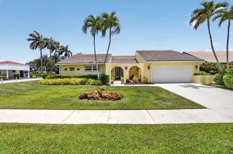 2305 SW 23rd Cranbrook Dr, Boynton Beach, FL 33436