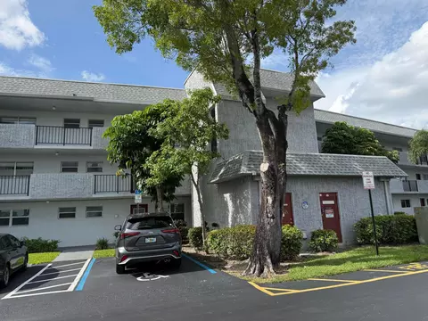 8105 NW 61st St #A206, Tamarac, FL 33321