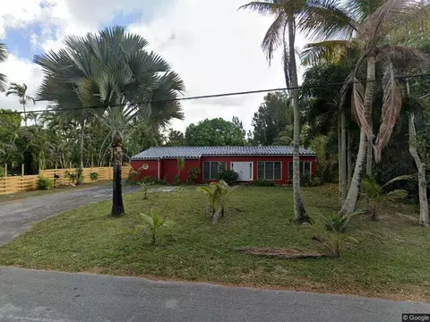 300 Bayberry Dr, Plantation, FL 33317