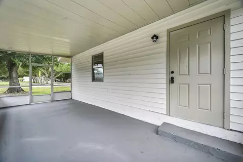 833 NW 34th St, Okeechobee, FL 34972 photo 6