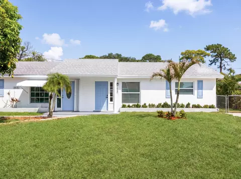 1017 Riverwood Ln, Jupiter, FL 33458