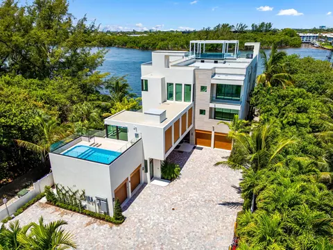 900 Lago Mar Ln #PENTHOUSE, Boca Raton, FL 33431