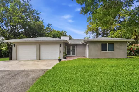 11700 NW 27th St, Plantation, FL 33323