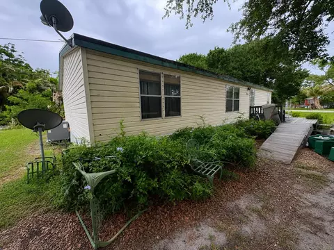 901 Shane St, Clewiston, FL 33440