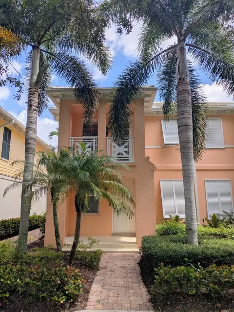 219 Soriano Dr, Jupiter, FL 33458