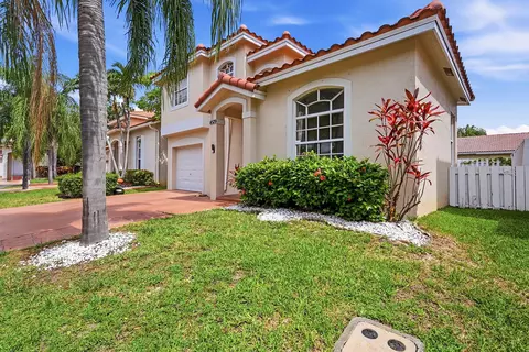 4529 NW 60th Ct, Coconut Creek, FL 33073