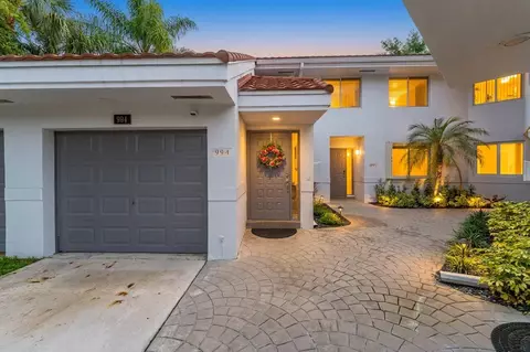 994 NW 93rd Ave, Plantation, FL 33324