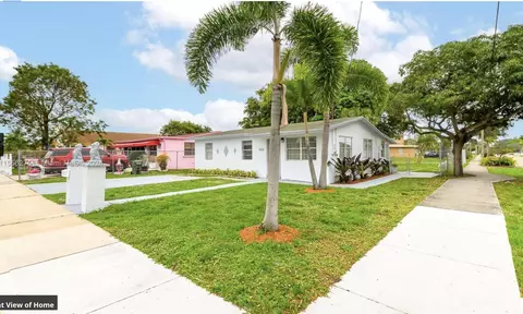 145 SW 13th Ave, Delray Beach, FL 33444