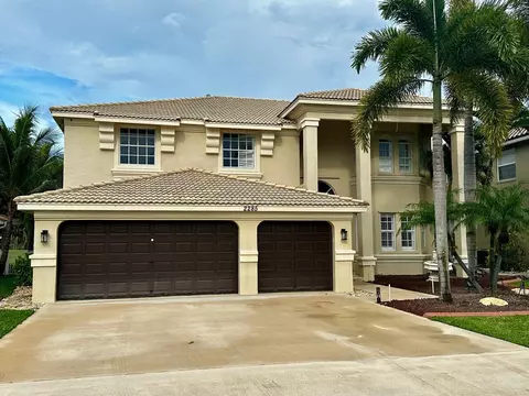 2285 Ridgewood Cir, Royal Palm Beach, FL 33411