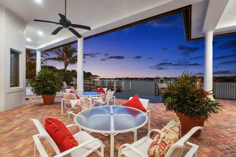 Exterior - 47 River Dr, Tequesta, FL 33469 photo 11 of 12