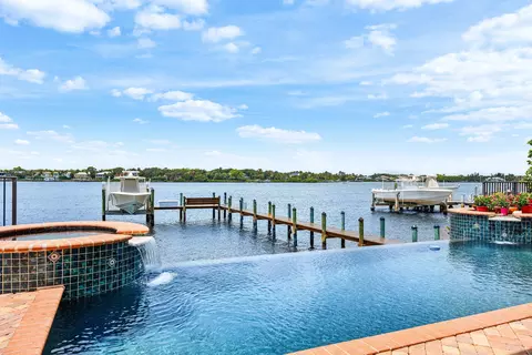 Exterior - 47 River Dr, Tequesta, FL 33469 photo 6 of 12
