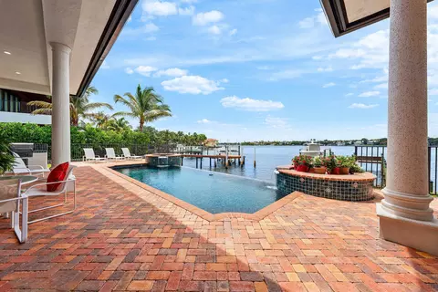 Exterior - 47 River Dr, Tequesta, FL 33469 photo 7 of 12