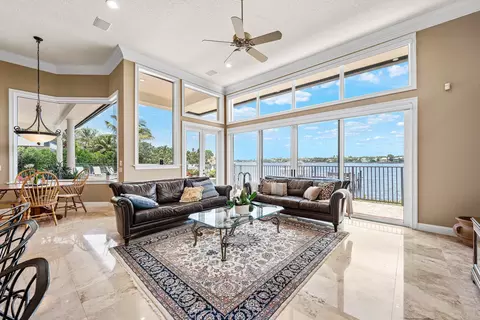 Living - 47 River Dr, Tequesta, FL 33469 photo 4 of 5