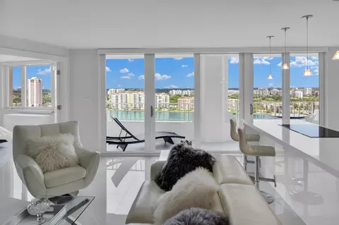 500 S Ocean Blvd #2209, Boca Raton, FL 33432