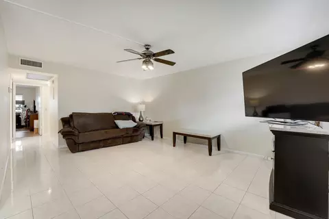 1011 Exeter, Boca Raton, FL 33434