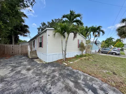 10580 Sandalfoot Blvd, Boca Raton, FL 33428