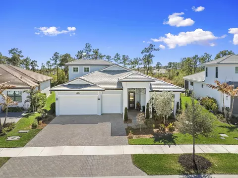 2077 SE Mosaic Blvd, Port Saint Lucie, FL 34984