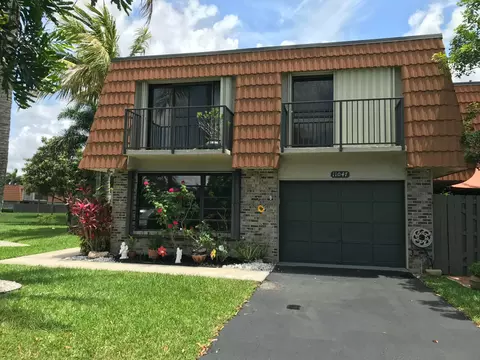 11047 SW 15th Mnr, Davie, FL 33324