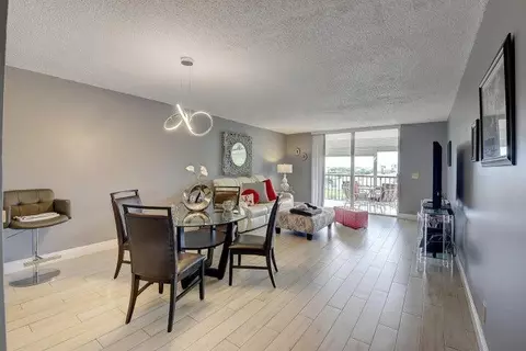 14723 Cumberland Dr #4060, Delray Beach, FL 33446