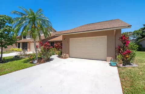 11909 Donlin Dr, Wellington, FL 33414