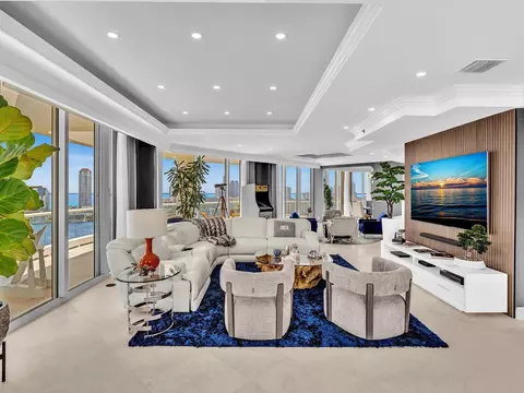 7000 Island Blvd #PH-06, Aventura, FL 33160