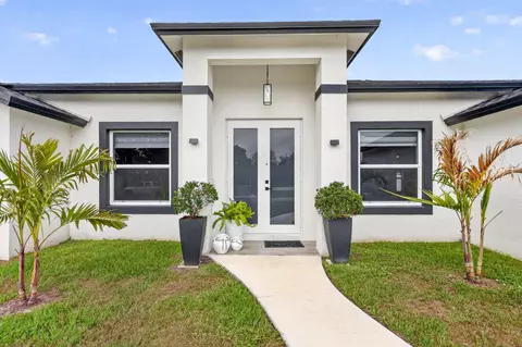 3910 SW Laffite St, Port Saint Lucie, FL 34953