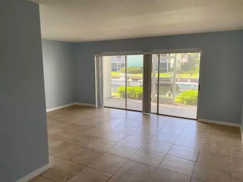 120 Wettaw Ln #112, North Palm Beach, FL 33408
