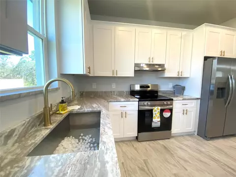 Kitchen - 4229 Elson Ave, Sebring, FL 33875 photo 1 of 2