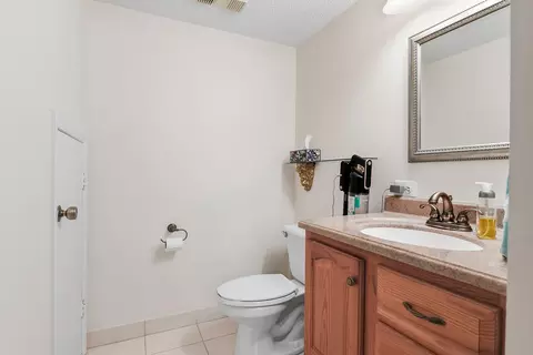 Bath - 3802 SE Jefferson St, Stuart, FL 34997 photo 1 of 4