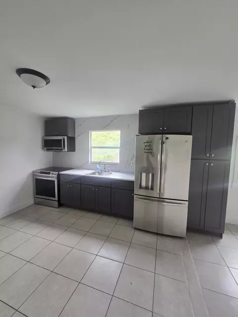 6209 Grant St, Hollywood, FL 33024