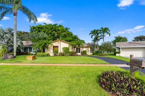 18051 S 104th Ter Ter S, Boca Raton, FL 33498