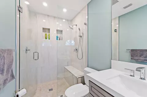 Bath - Undisclosed, Jupiter, FL 33477 photo 5 of 7