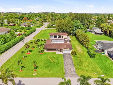 4841 SW 201st Ter, Southwest Ranches, FL 33332