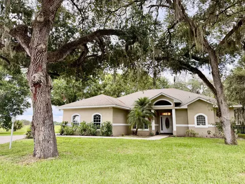 1206 SE 10th St, Okeechobee, FL 34974