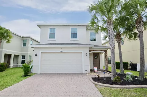 1945 NW Cataluna Cir, Port Saint Lucie, FL 34986