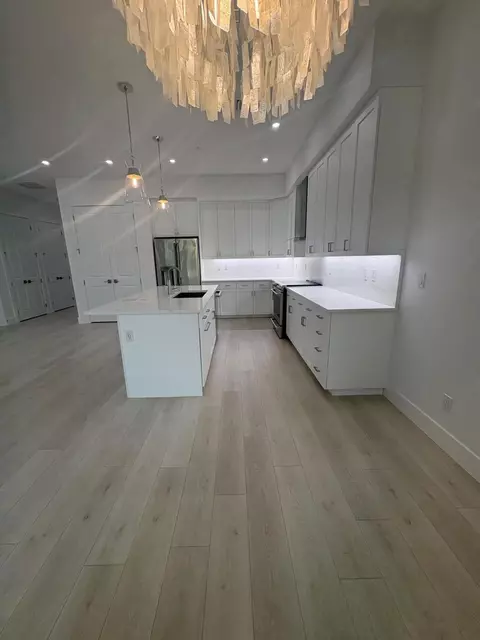 Kitchen - 115 Water Pointe Pl #34, Jupiter, FL 33477 photo 2 of 5