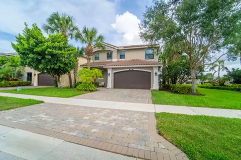 8089 Ironstone Dr, Delray Beach, FL 33446
