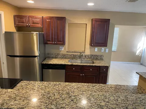 1650 W 12th Ct, Riviera Beach, FL 33404