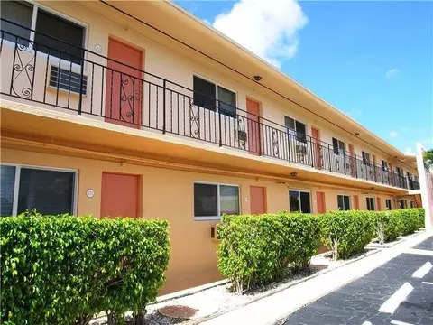 301 E Mcnab Rd E #106, Pompano Beach, FL 33060 photo 9