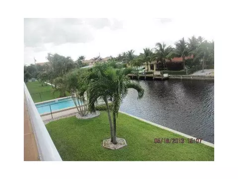 301 E Mcnab Rd E #106, Pompano Beach, FL 33060 photo 2