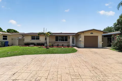 8580 NW 12th St, Pembroke Pines, FL 33024